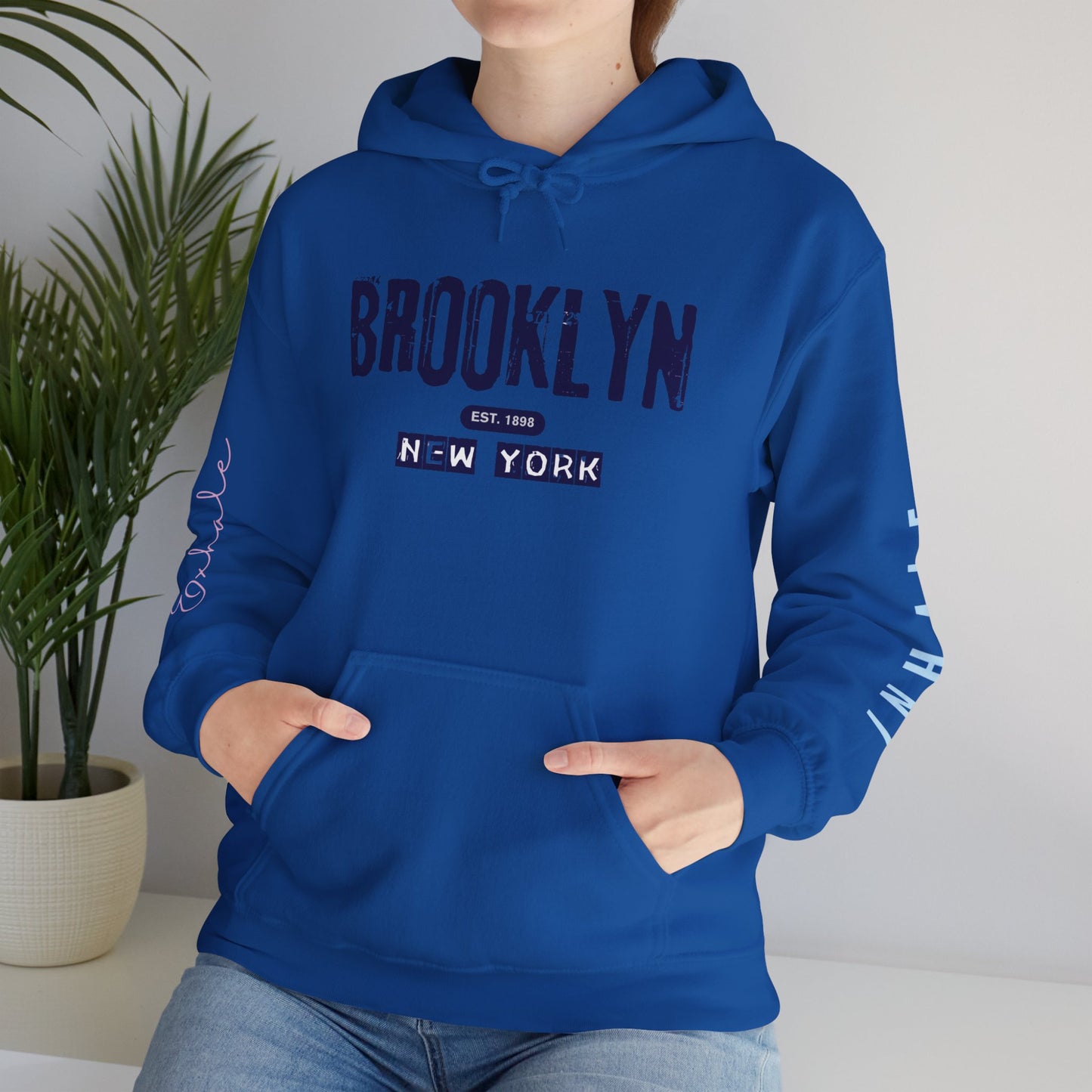 Brooklyn NY Vintage Logo Hoodie — New York City Streetwear Pullover